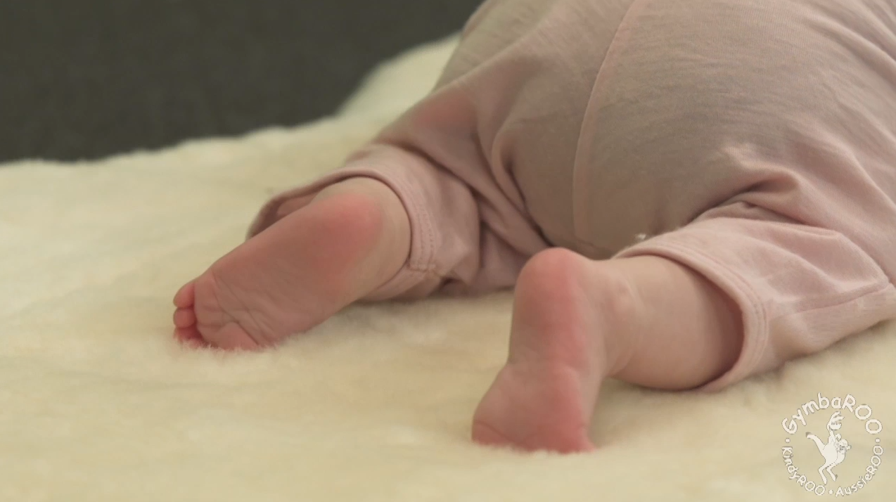Baby developing an arch in the foot.Gymbaroo Babyroo Active Babies Smart Kids free online videos