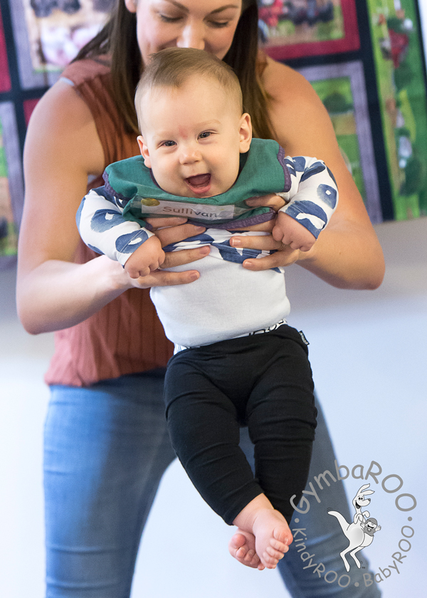 Finger painting – A brilliant activity for babies and toddlers