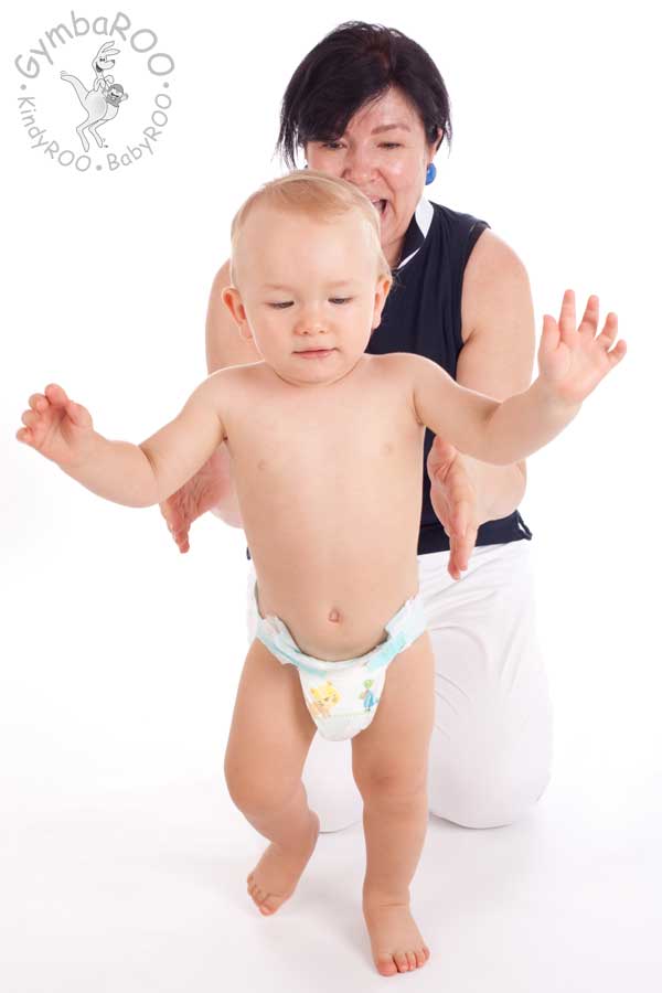 how to make baby walk independently