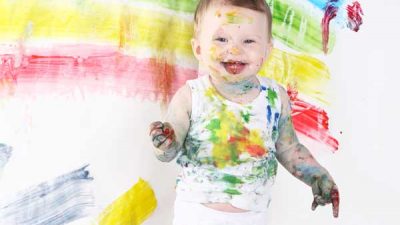 Finger painting – A brilliant activity for babies and toddlers. GymbaROO
