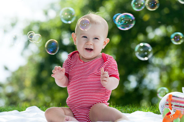 15 Bubble Activities for Kids - Days With Grey